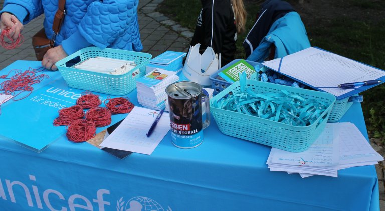 Uniceftisch Uniceftisch